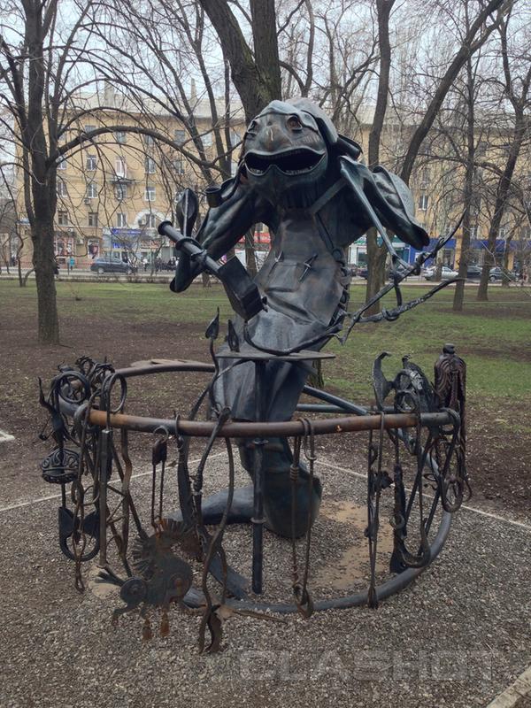 Чужой-автослесарь и его ученик,.