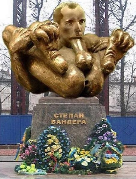 В Киеве решили уничтожить памятник Ватутину