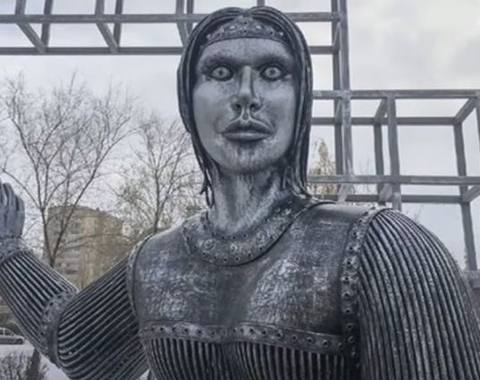 Сестра Ким Чен Ына рассказала как  во время болезни ковид у "вождя" пропал вкус и запах, весь парламент рыдал