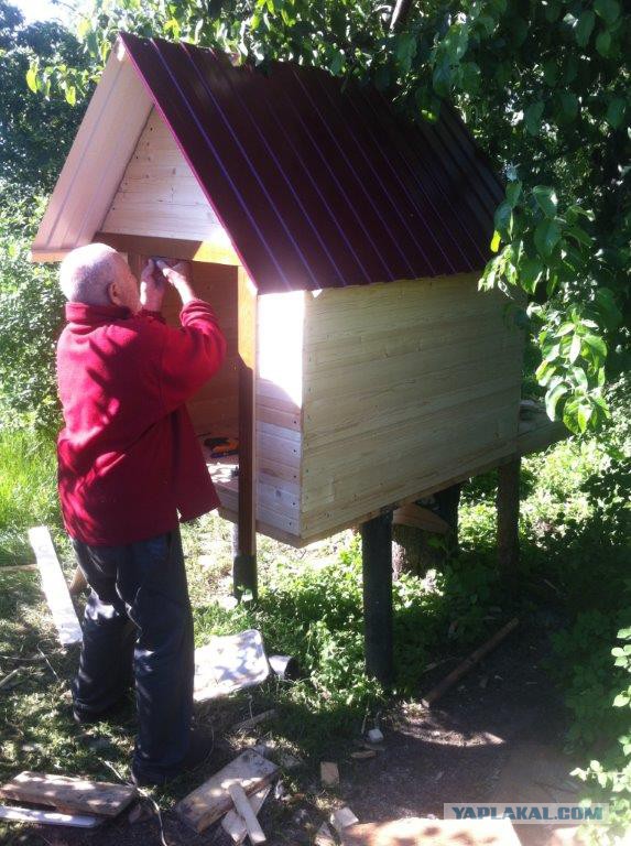 Домик для дочек