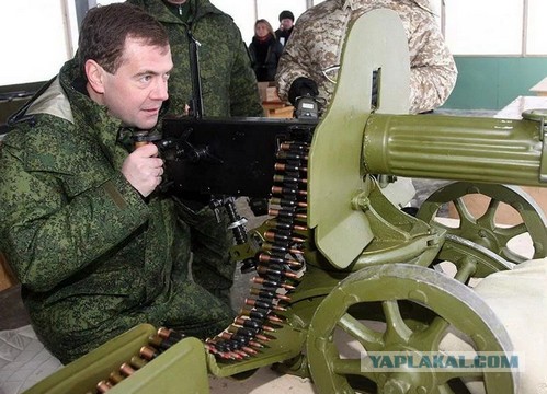 Военных кафедр больше не будет. На службу пойдут все годные