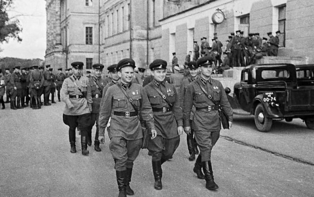 Фотографии из прошлого нашей страны – 131