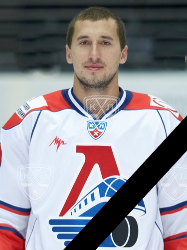 "Локомотив" разбился...