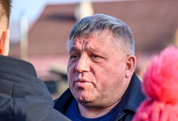 Глава Шилкинского района Забайкальского края премировал себя на 300 тыс. рублей. Его зам назвал награду законной