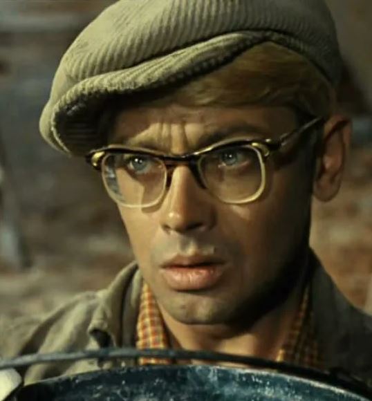 Шурик музыкант. Шурик студент. Шурик музыкант. Шурик музыкант. Шурик музыкант.