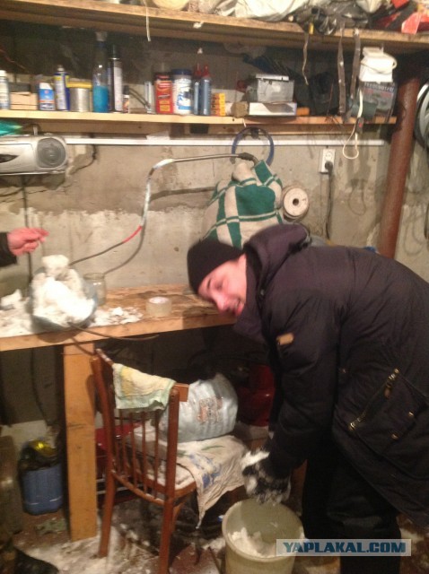 Жопорукие самогонщики