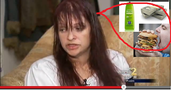 Шутник приклеил к унитазу 40-летнюю женщину