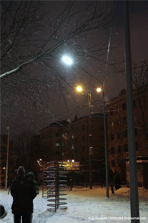 Солнечные панели во дворах Москвы