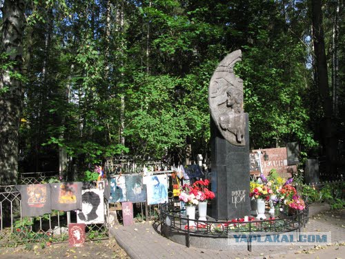 Ушедшие кумиры: звезды 90-х, которых уже нет в живых