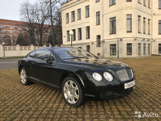 У 25-летнего петербуржца угнали Bentley в день покупки
