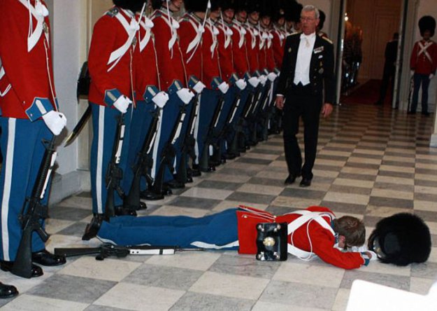 АРМИЯ делает людей добрее!