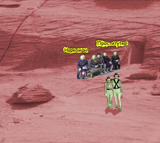 Марсоход Curiosity сфотографировал похожий на рукотворный «вход» в скалу
