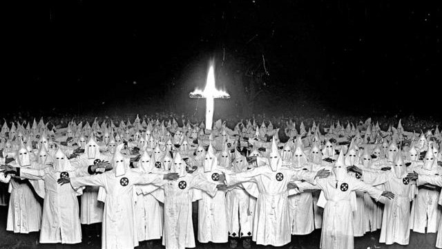 «Цветная революция» в США становится практически неизбежной!