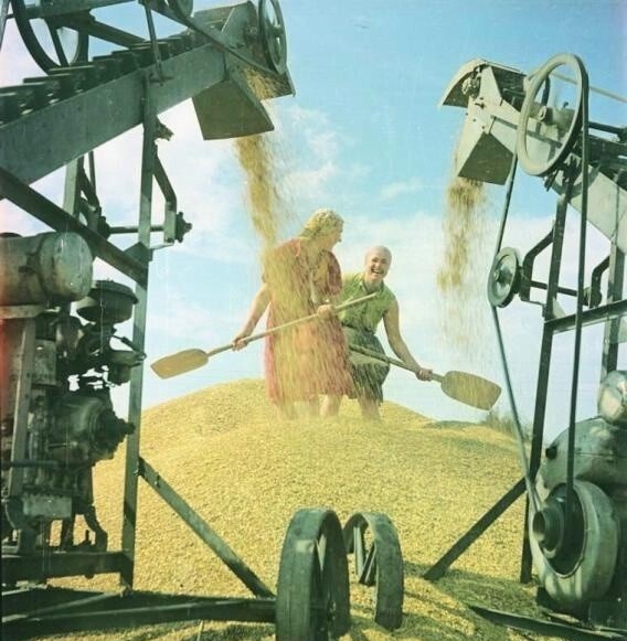 Фотографии из прошлого нашей страны – 136