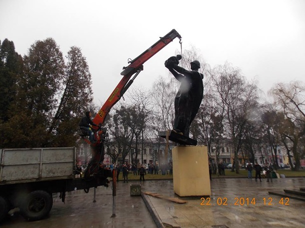 В Берлине вандалы осквернили памятник