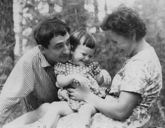 Семейные фотографии известных людей