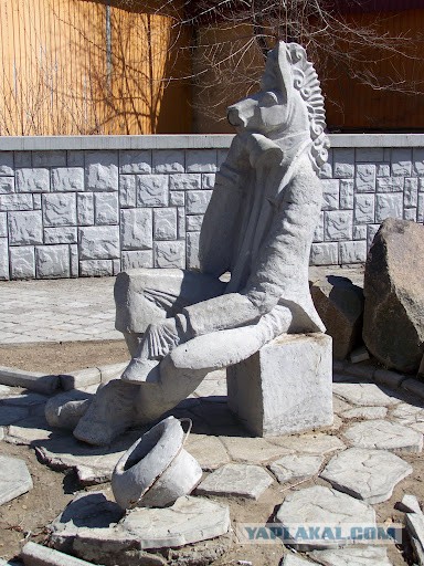 Необычные статуи мира