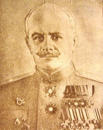 Сталин подошел к казаку и замер, глядя на его грудь: что скрывалось под шинелью «уголовника» на приеме в Кремле