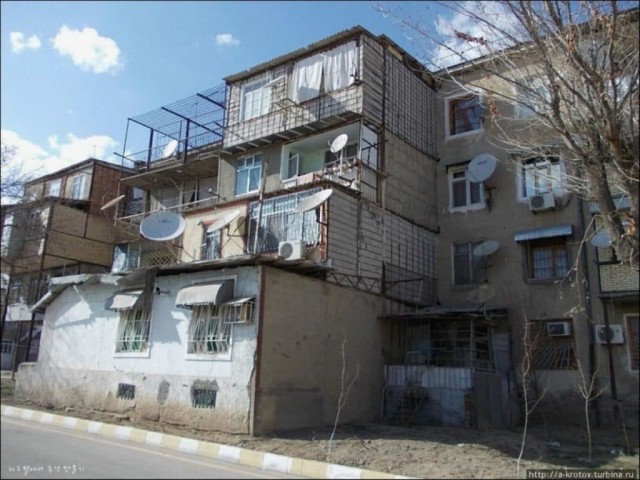 В России начнут штрафовать за обшивку сайдингом снаружи и остекление балконов