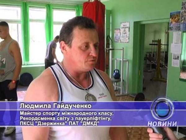 "Няша-поднимаша". Ксения из Магнитки присела с 160 кг