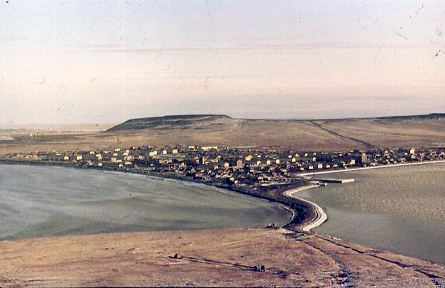 Показываю где "прятали" дефицит в СССР — это огромный подземный холодильник. Его вместимость 200 ЖД вагонов провизии!