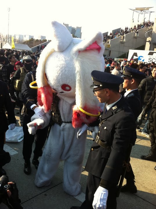 Фото с Comiket 81 /人◕ ‿‿ ◕人\