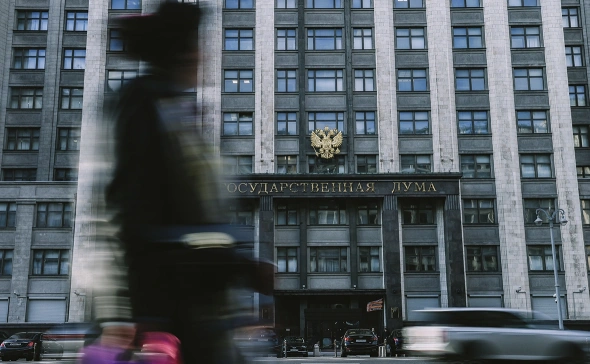 В Госдуме предложили отменить ежегодные декларации чиновников