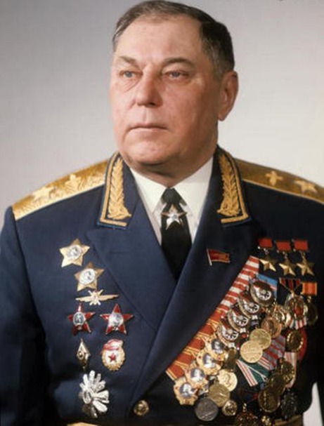 Уникальный американский комикс 1945 года о советском лётчике Покрышкине с переводом.