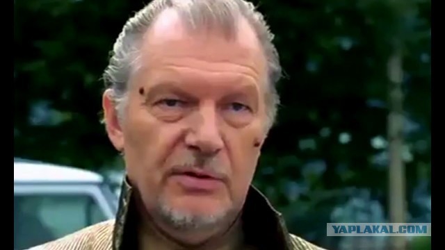 Танкер "Виктория" сел на мель около острова Сахалин