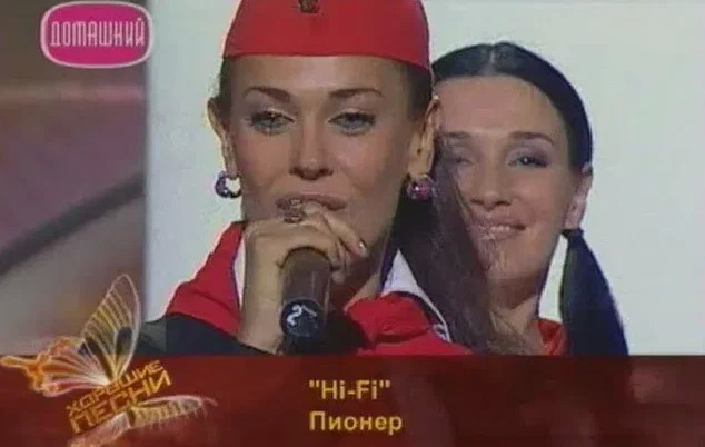 С днем пионерии