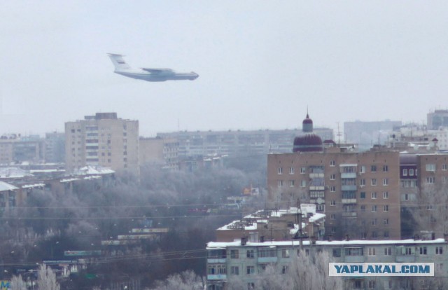 Низколетящий самолет над Оренбургом (п. Степной)