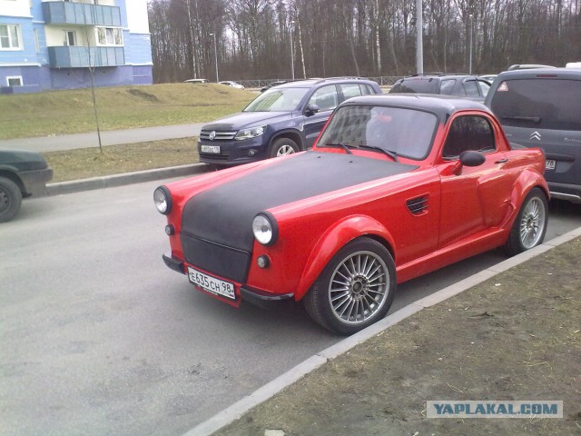 Уникальные авто в нашем дворе