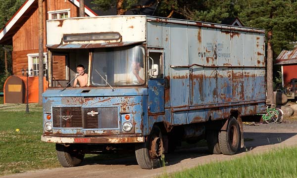 Игра на ЯПе: Угадай АВТО-9
