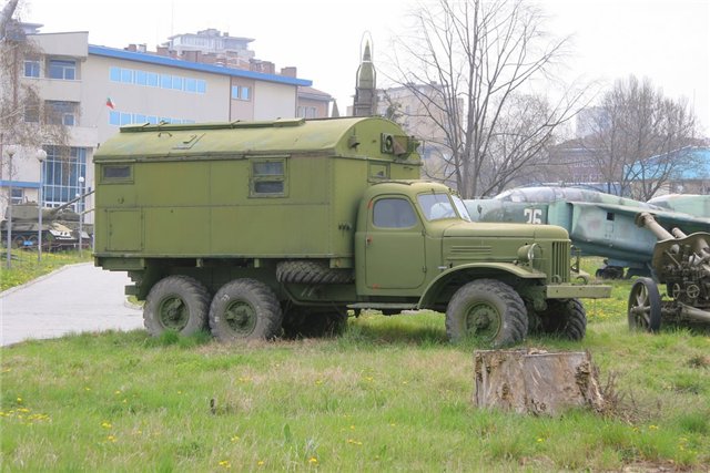 Всё надоело, хотите уехать?