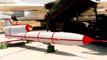 Украинские ученые разработали мощный боевой беспилотник, который практически невозможно уничтожить с земли