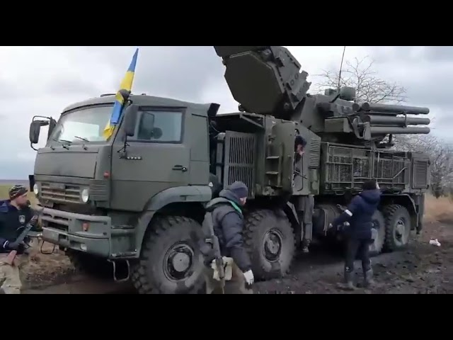 Медведев: РФ ударит по центрам принятия решений на Украине в случае атаки на свои территории