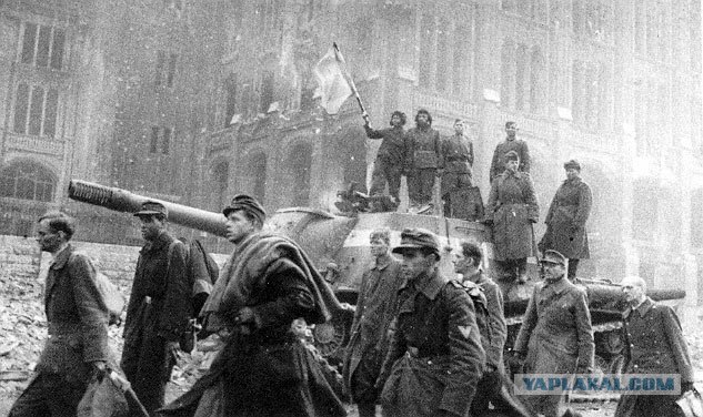 Фотографии второй мировой, многие цветные (фото)