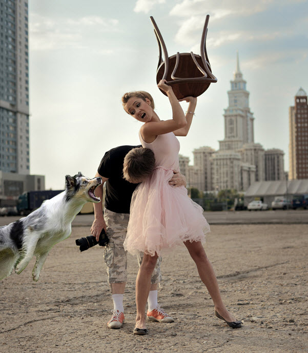 Фотожаба: Фотограф и дама со стулом