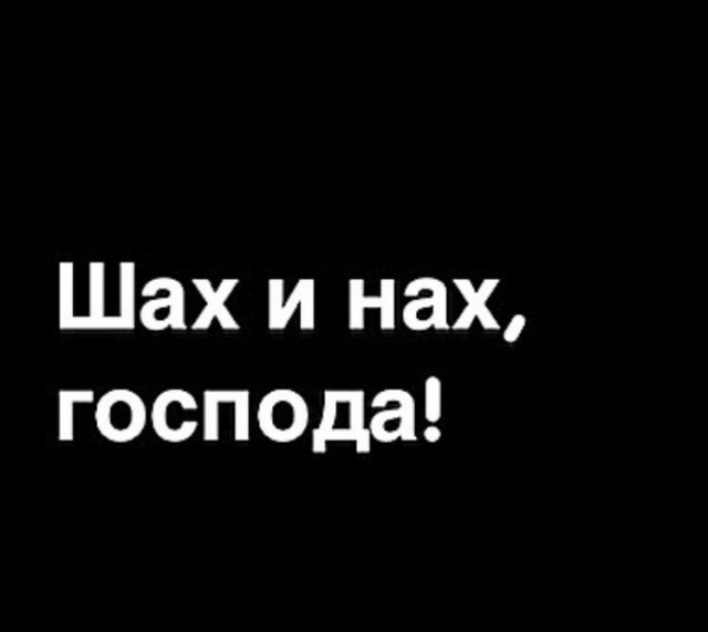 Группа из пяти человек пытается прорваться в квартиру Ларисы Долиной в Хамовниках. Мошенники заполучили ее квартиру