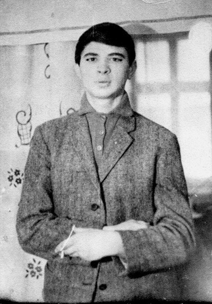 Илья Олейников