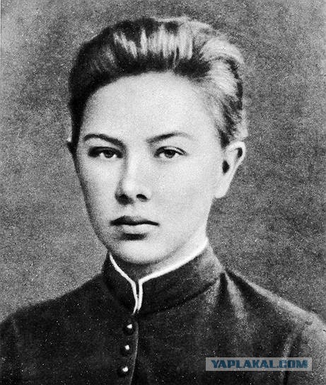 Николай Второй и Владимир Ульянов (Ленин)