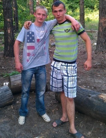 Когда вышел на улицу, а дезодорант ещё не высох