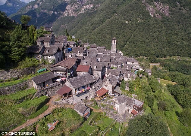 600-летняя швейцарская деревушка борется за выживание