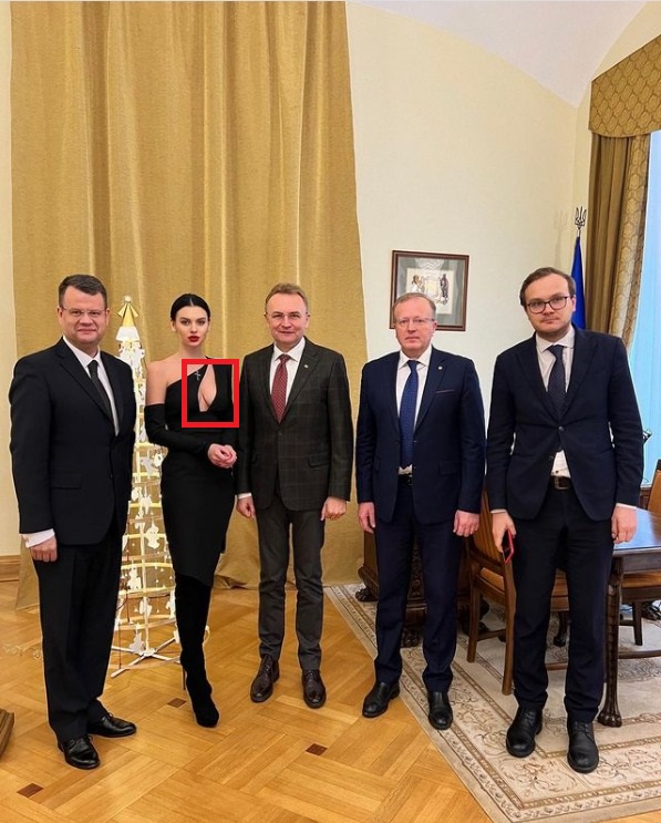 Новый дресс-код мерии Львова