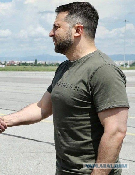 Куда "эвакуировались" родители Зеленского и как они живут в изгнании