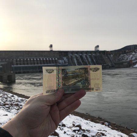 Откуда у вас в доме появляется электричество?
