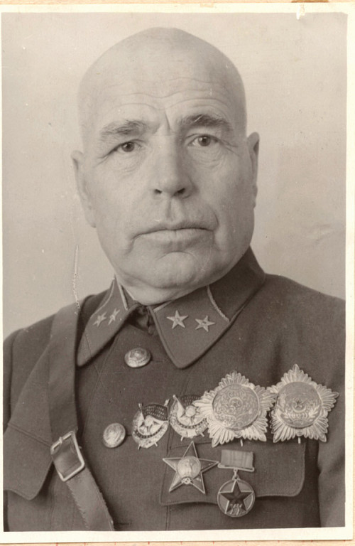 На страже советской власти. 1920-68 г.