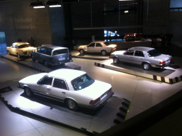 Фотоотчет. Германия. Музей Mercedes-Benz