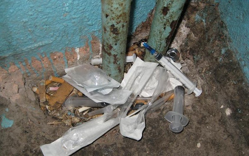В центре Москвы под окнами дома нашли мёртвым оперного певца Евгения Кунгурова