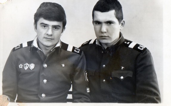 А давайте в честь праздника, выкладывать свои армейские фотки уважаемые яповцы